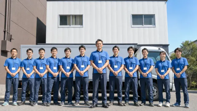 オフィス向けサービス業|ホームページ用集合写真撮影