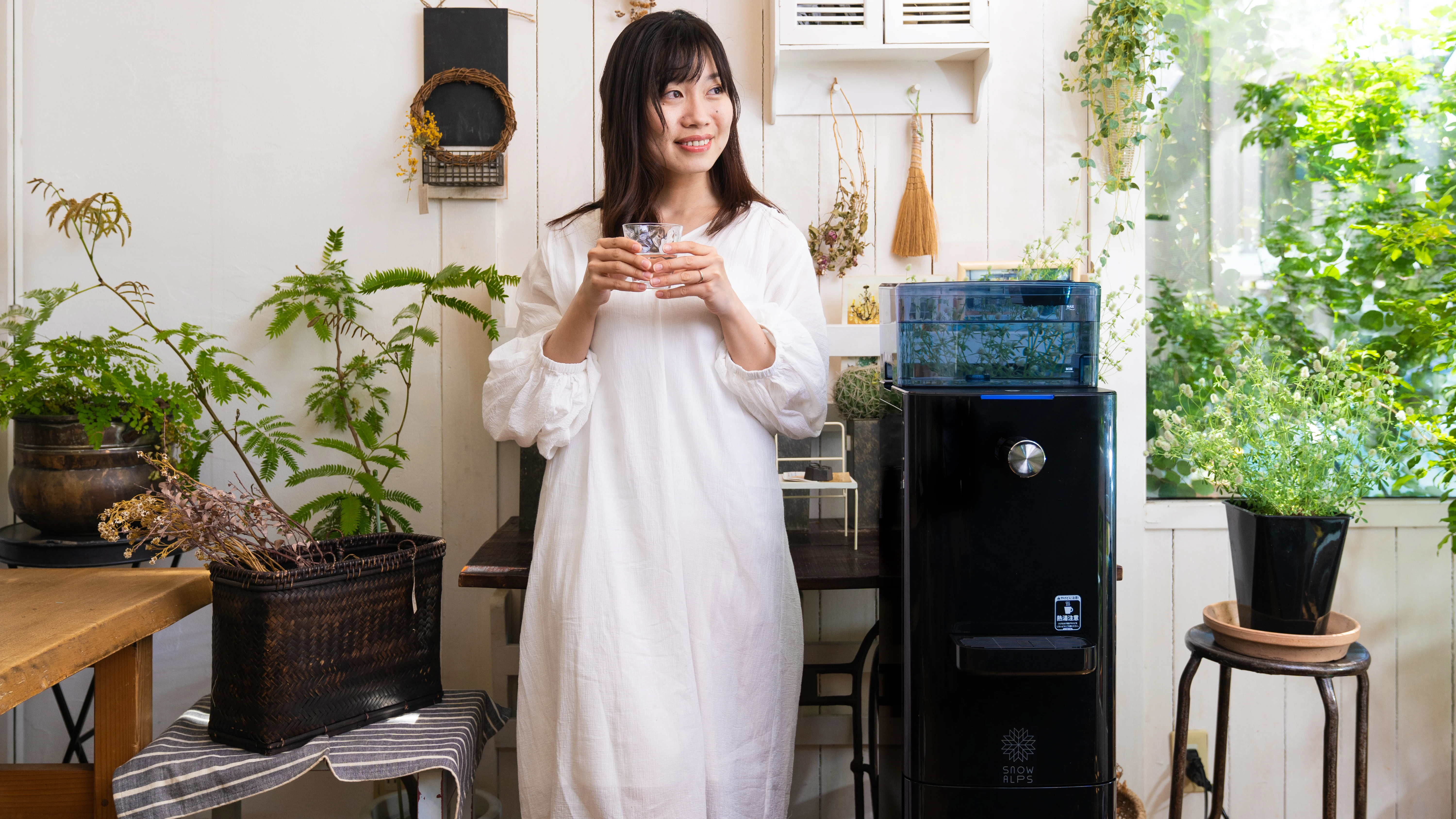 ウォーターサーバーの商品イメージ写真撮影